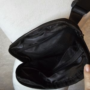 Chest bag/fanny pack